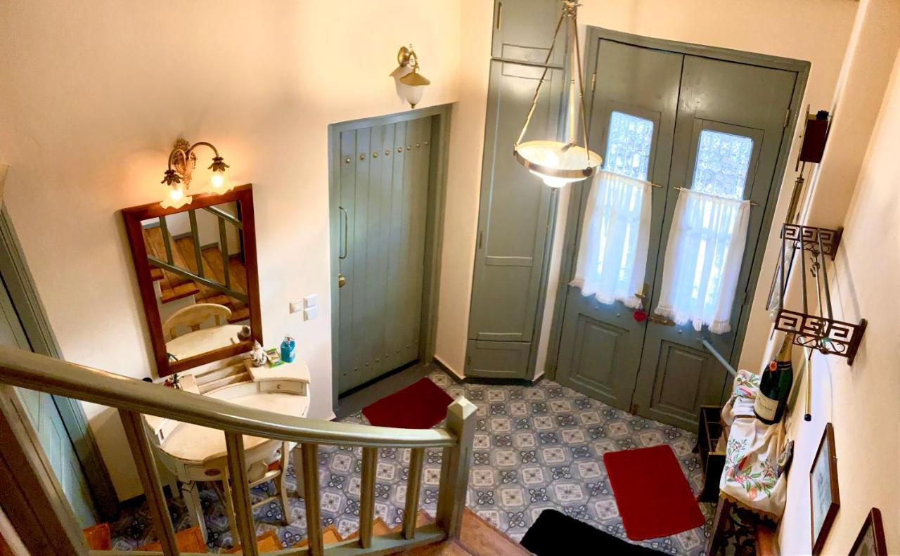 Βoka'S House Apartment Arachova Bagian luar foto
